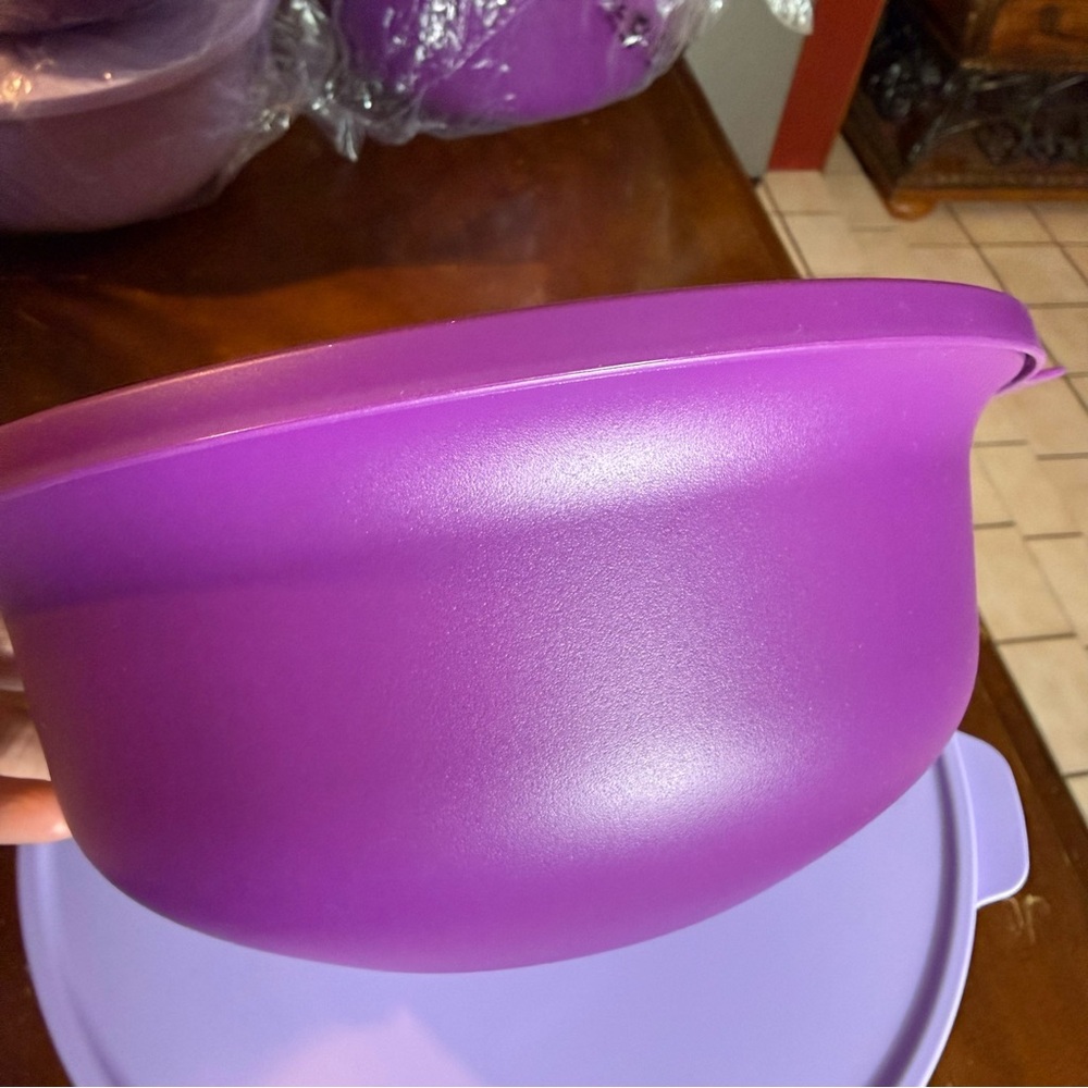 Tupperware Aloha Bowl Set - Picture 5 of 11
